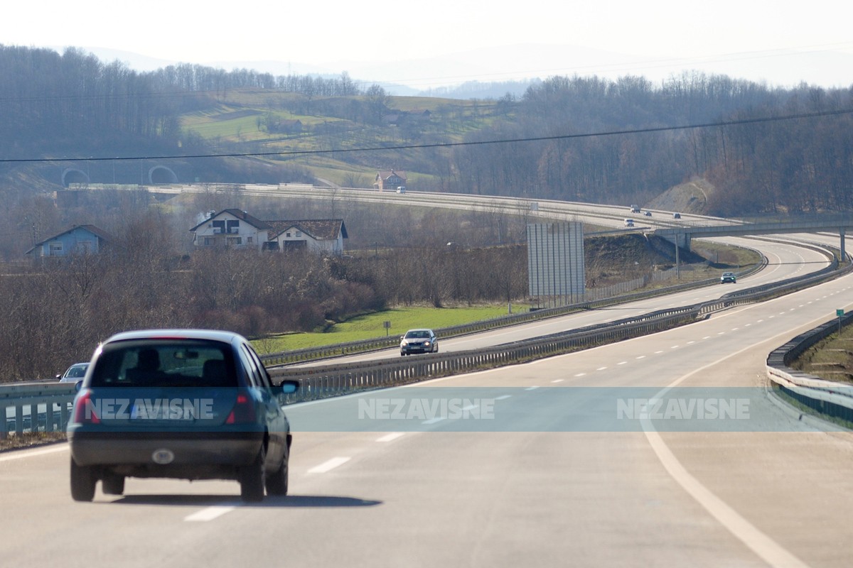 Prikolica prekinula saobraćaj na auto-putu Gradiška-Banjaluka