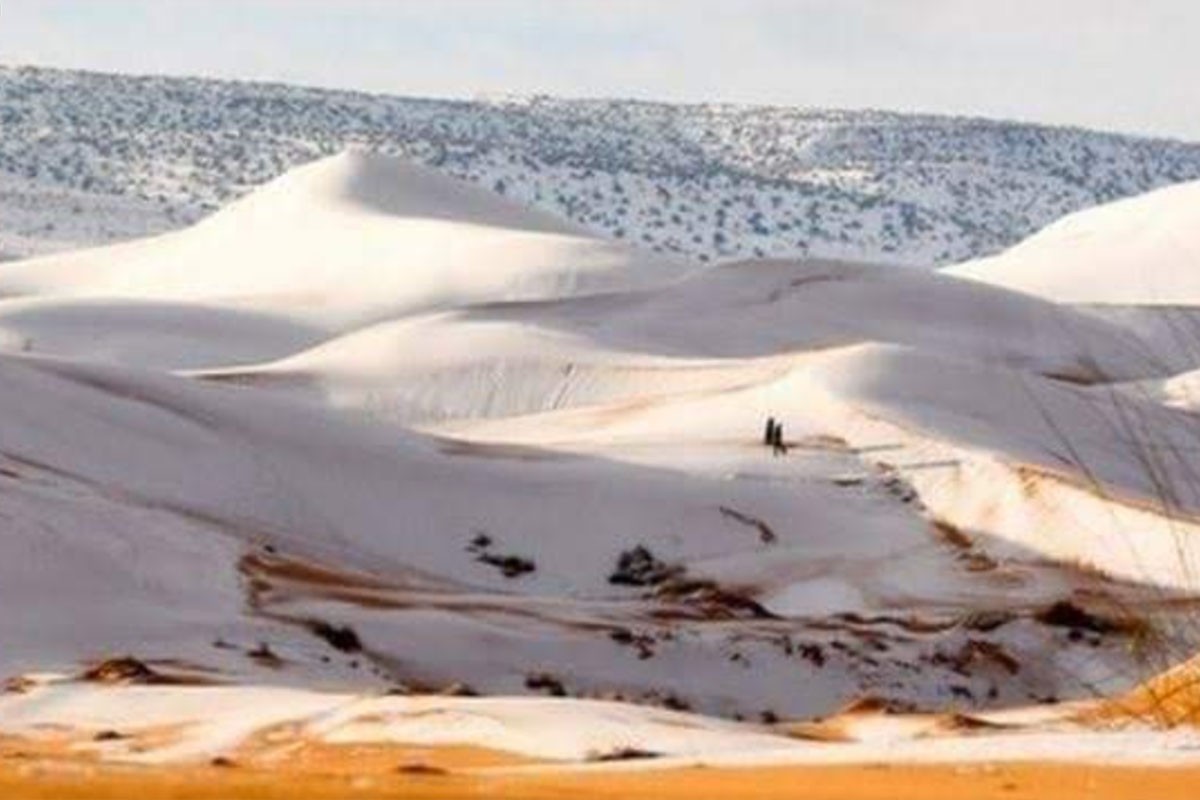 Snijeg pao u pustinji (FOTO)