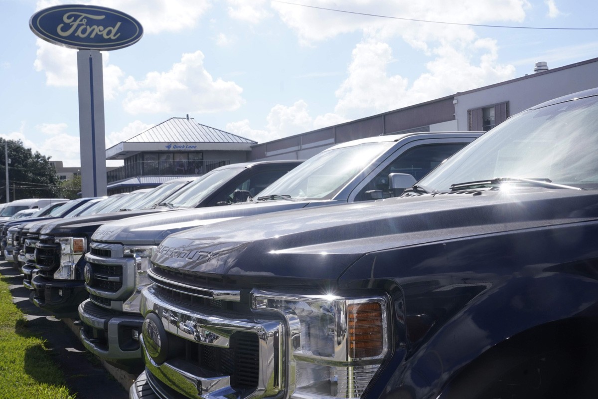 "Ford" povlači 382.000 vozila u SAD