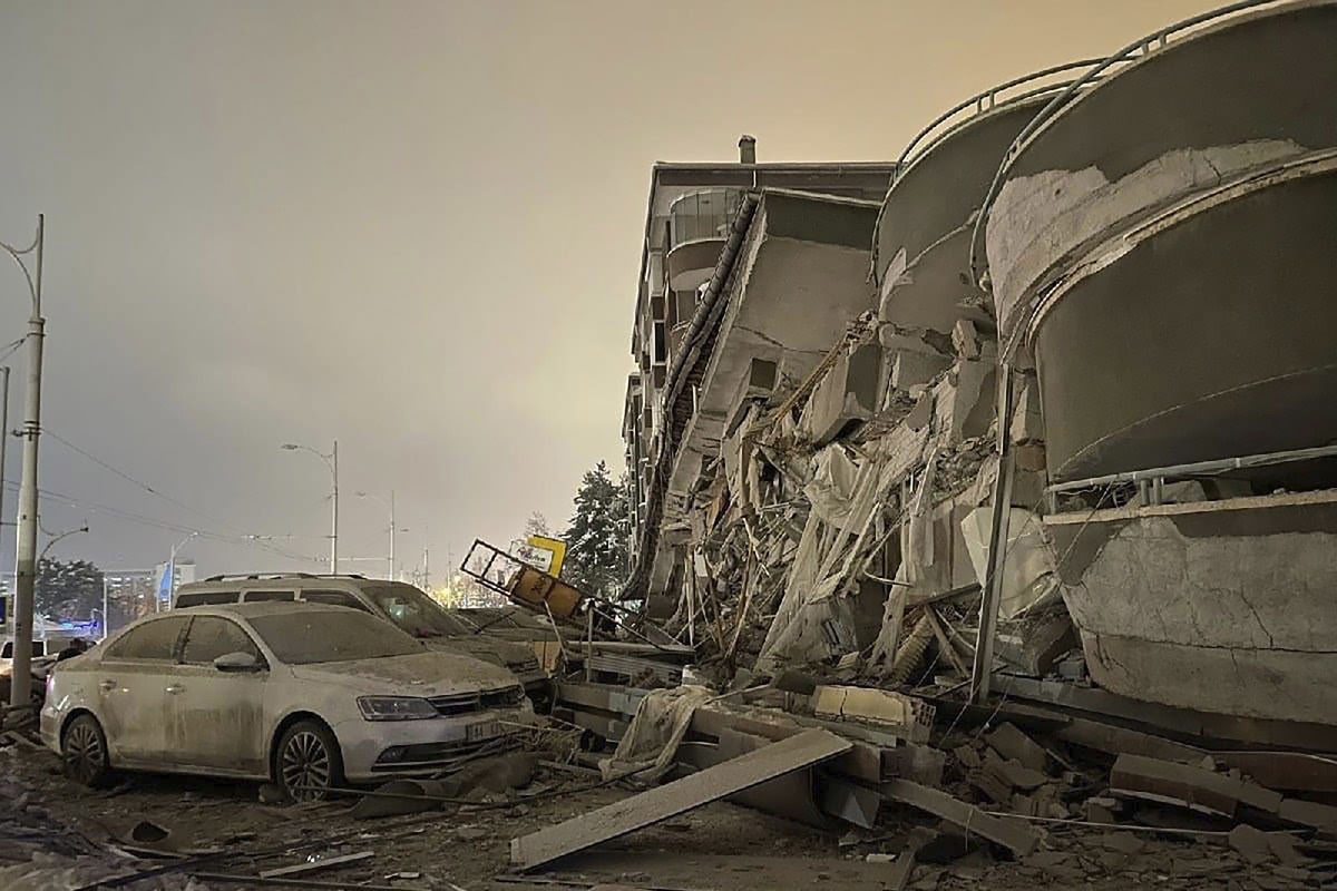 Broj žrtava razornog zemljotresa premašio 8.000: "Preživjele ćemo tražiti sedmicama"