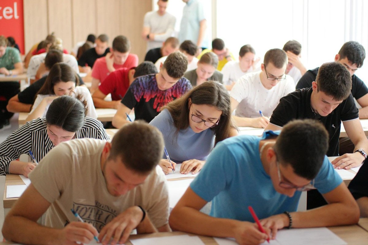 Prijemni ispiti na fakultetima Univerziteta u Banjaluci 26. juna