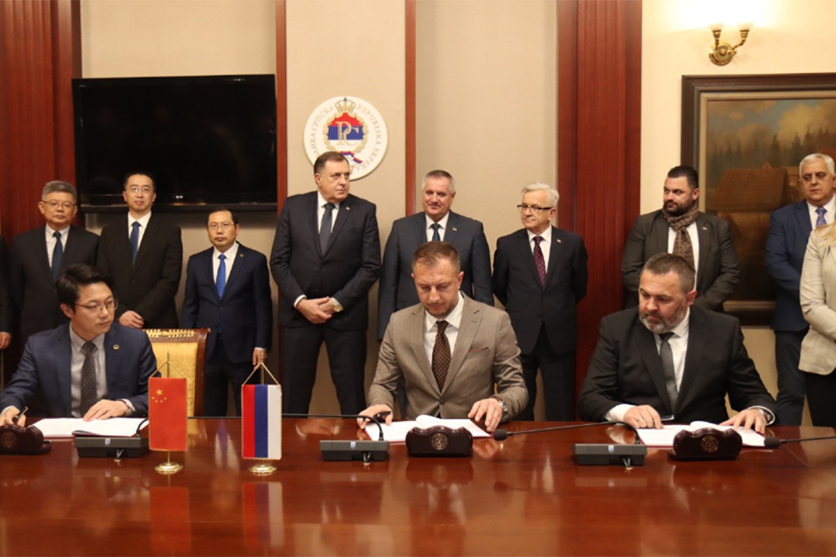 Potpisan ugovor o izgradnji 17 kilometara dionice auto-puta Brčko-Bijeljina
