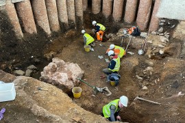 Arheolozi otkrili rimsko svetilište na groblju pored katedrale