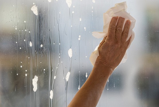 Trik za pranje prozora pomoću kojeg ne ostaju tragovi