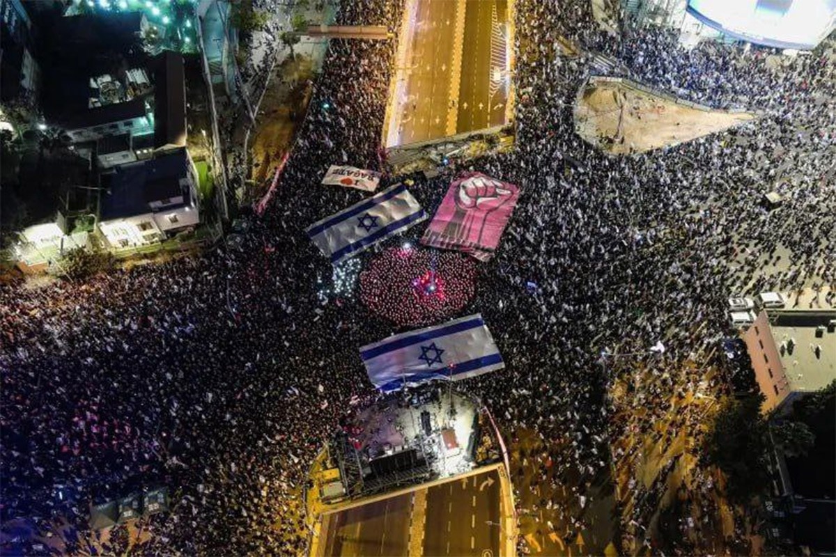 Demonstracije u Izraelu među najmasovnijim u istoriji: Na ulicama oko pola miliona ljudi (VIDEO)