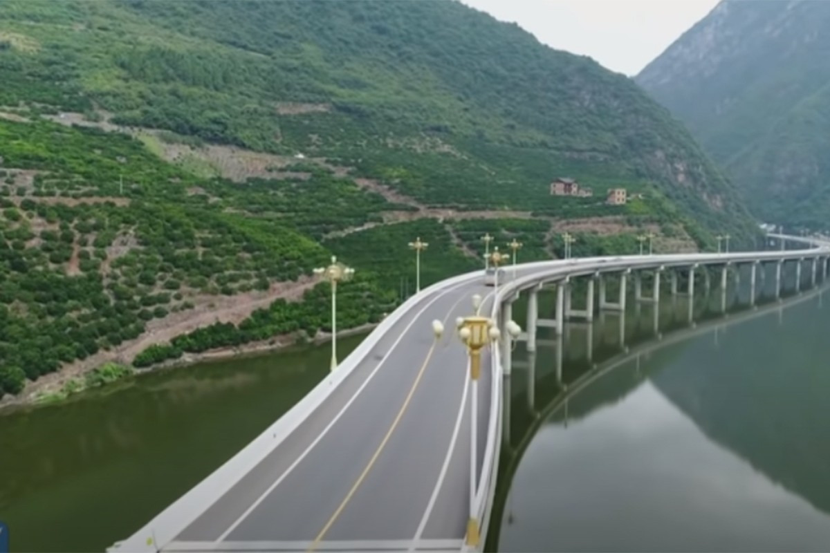 Kinezi imaju "riječni autoput" koji prolazi sredinom rijeke