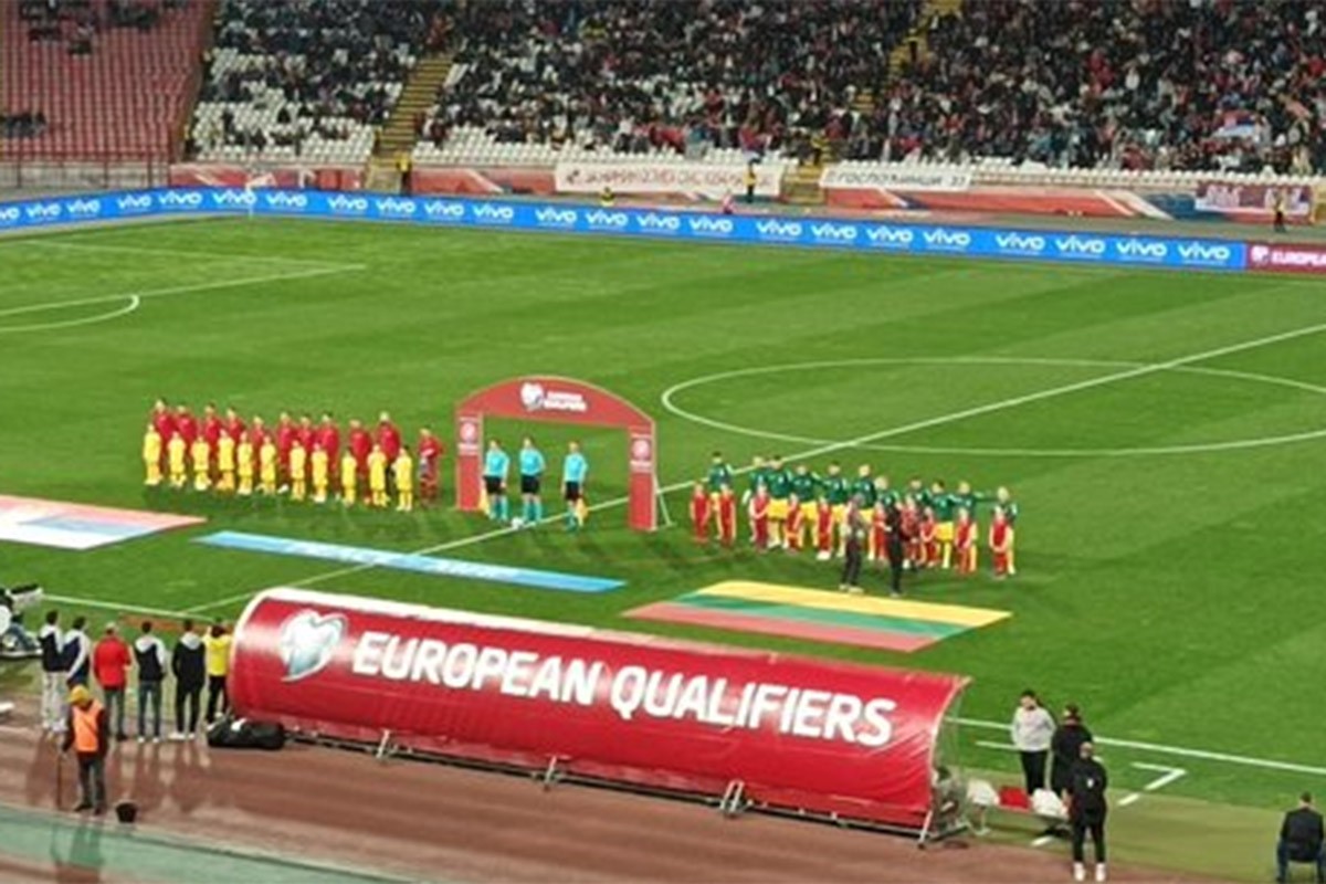 Minut ćutanja za Sinišu Mihajlovića uoči utakmice Srbije i Litvanije