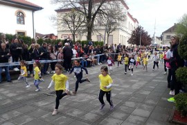 Prva ulična trka u Derventi okupila više od 500 učesnika