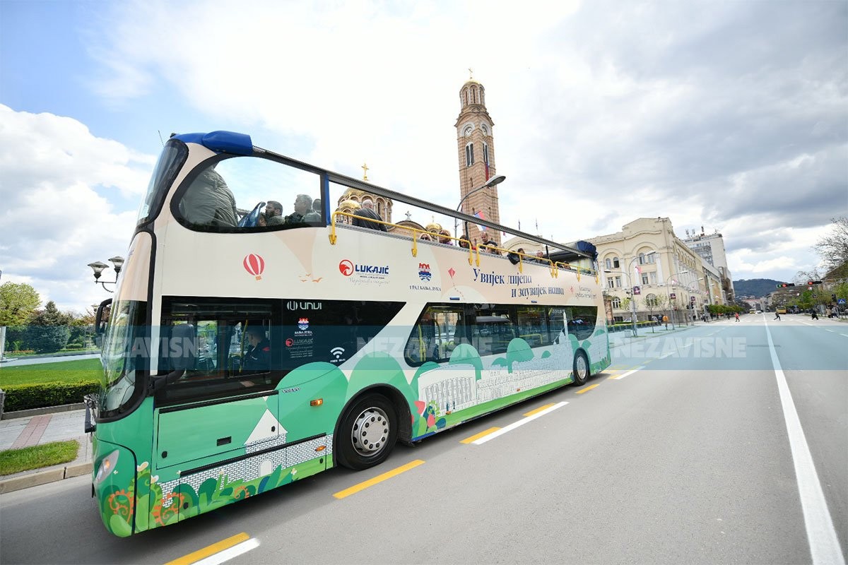 Krenuo panoramski bus u Banjaluci, vožnje besplatne (FOTO/VIDEO)