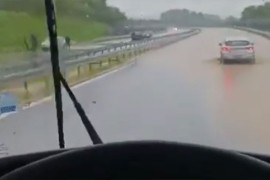 Poplavljen i auto-put "9. januar" (VIDEO)