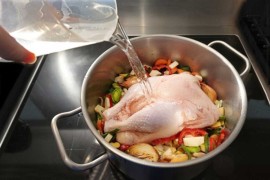 Da li meso za kuvanje treba ubaciti u hladnu ili vrelu vodu?