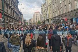 Hiljade ljudi na protestu u Sarajevu povodom pogibije mlade doktorice ...