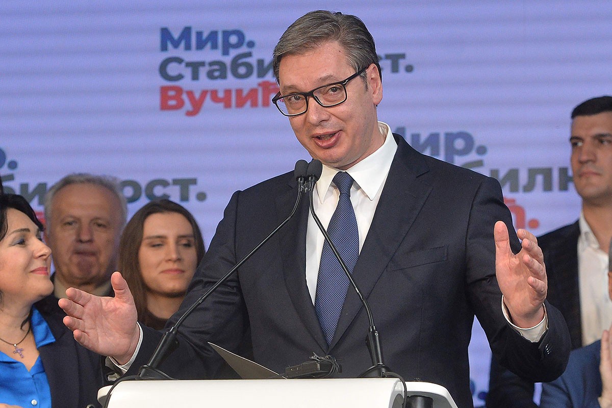 Vučić: Sledeći koraci uzimanje nelegalnog oružja