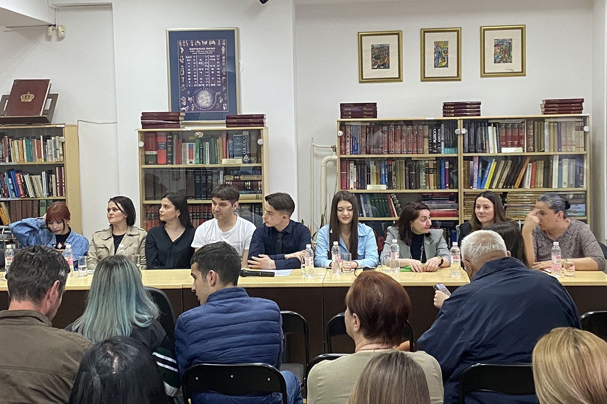 Predstavili se mladi pjesnici iz Banjaluke, Prijedora i Novog Grada