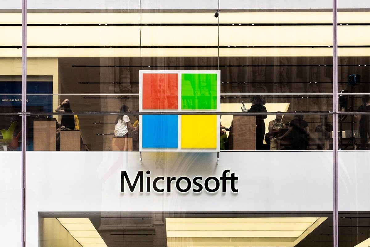 Microsoft poručio korisnicima: Ako nećete sami, ažuriraćemo Windows "na silu"