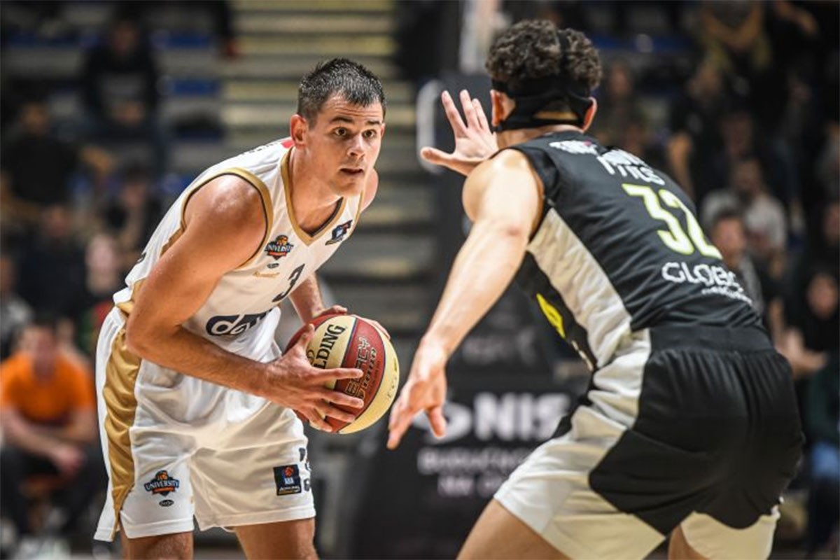 ABA liga suspendovala direktora Partizana
