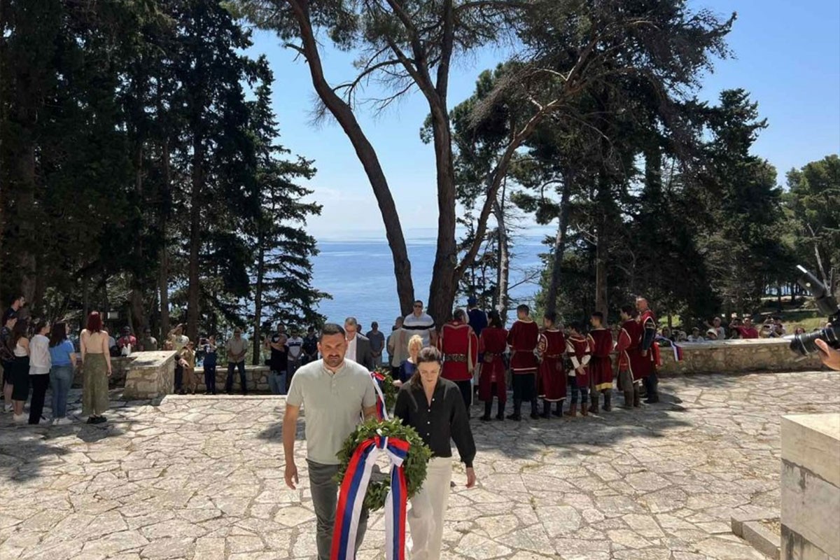 Klokić u Grčkoj: Čuvaćemo sjećanje na junake koji počivaju u "plavoj grobnici"