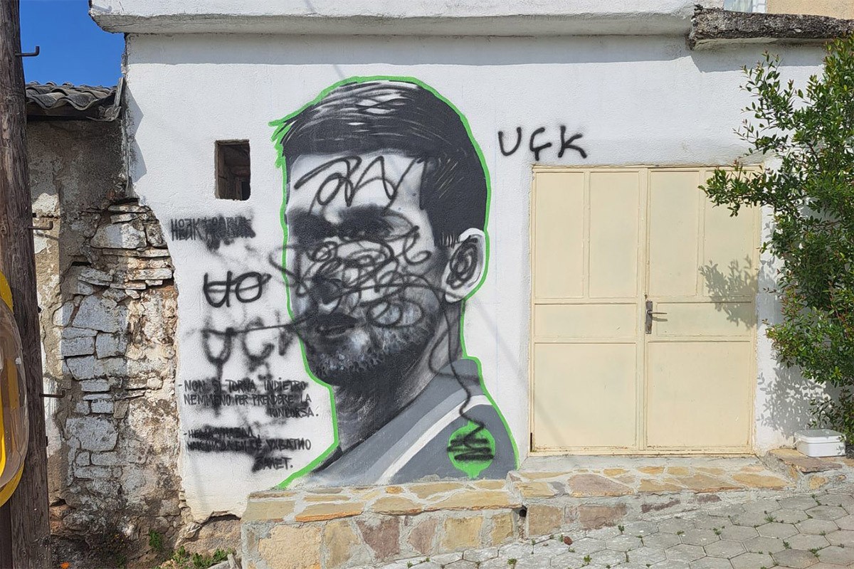 Uništen mural posvećen Novaku Đokoviću na KiM
