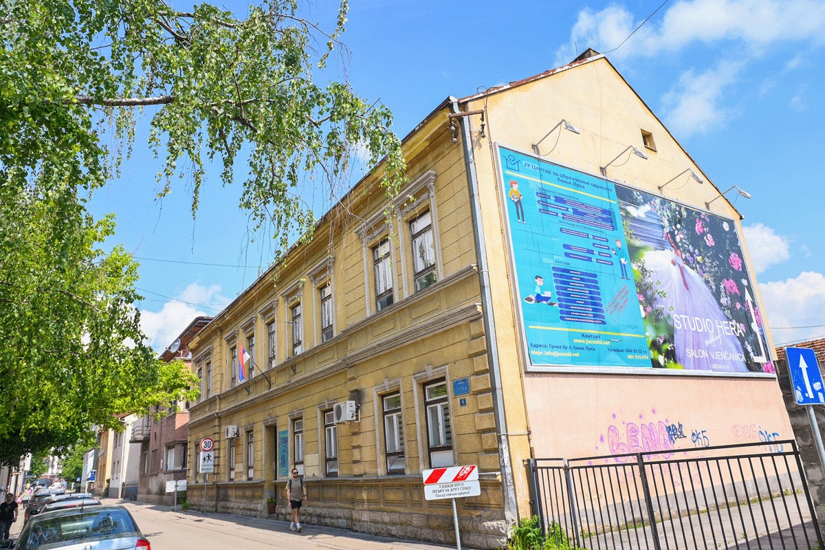 Grad Banjaluka vraća u vlasništvo zgradu Radničkog univerziteta