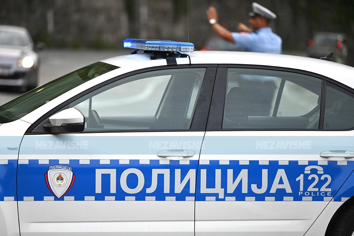 Ukrao automobil u Istočnom Sarajevu, pa uhvaćen pijan za volanom u Derventi