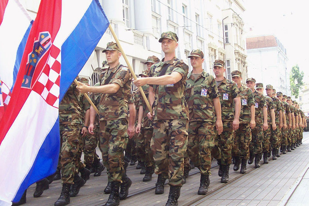 Hrvatska ne razmišlja o vraćanju obaveznog vojnog roka