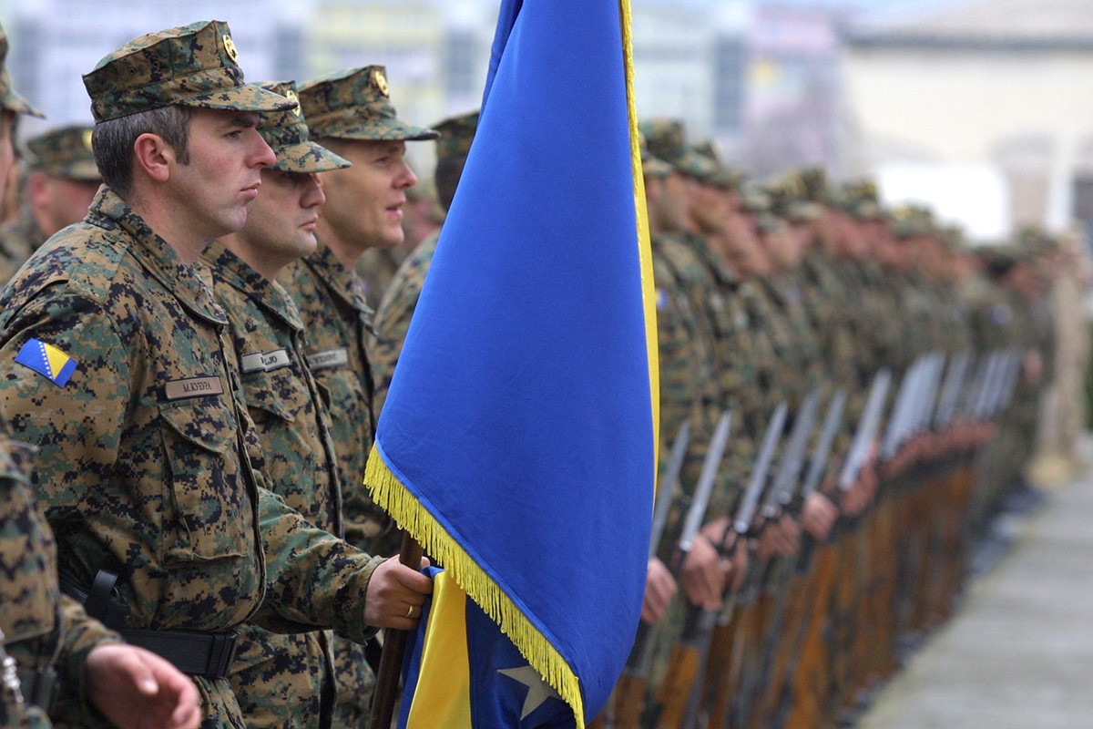 Hoće li Bosna i Hercegovina vratiti obavezno služenje vojske