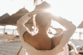 Četiri koraka da zaštitite kosu tokom sunčanja