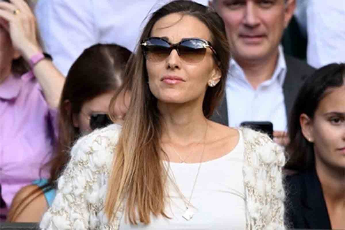 Pogledajte koliko koštaju minđuše i naočare koje je nosila Jelena Đokovičć
