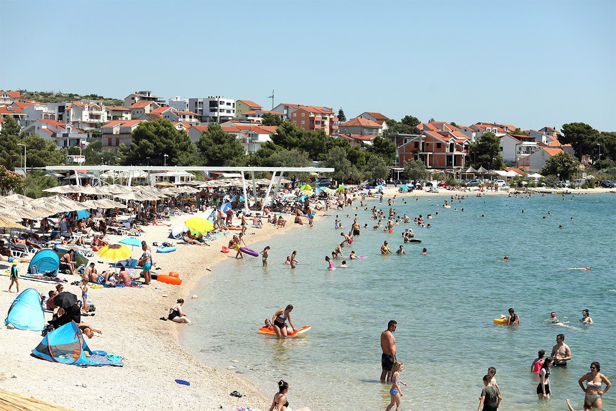 “Bizarnih” zabrana nema, a kupaći kostimi nisu zabranjeni na plažama