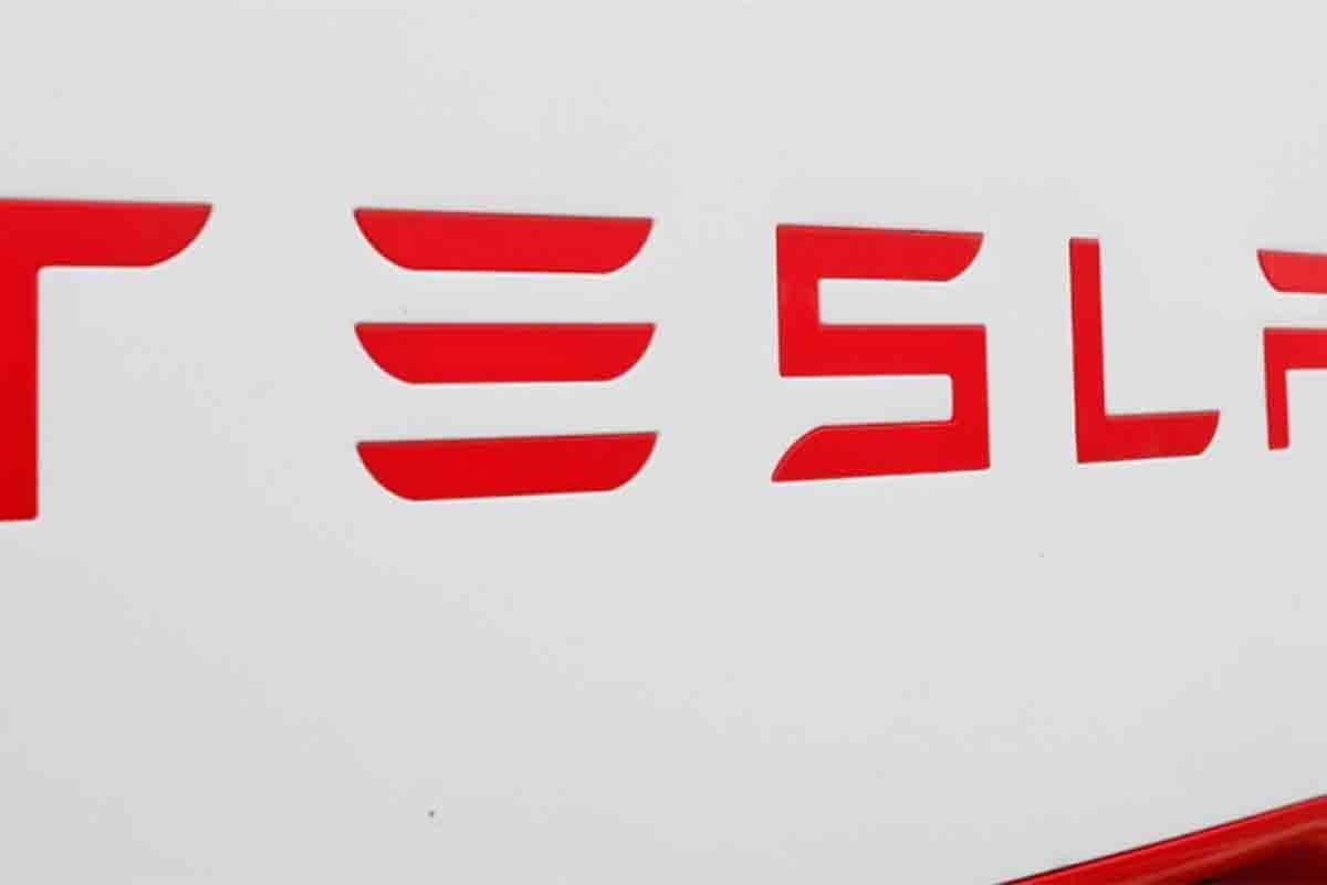 Tesla dominira evropskim EV tržištem u prvoj polovini 2023.