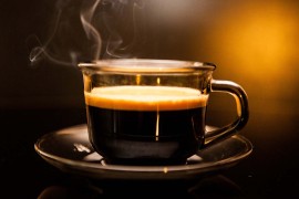 Je li bolje jesti čokoladu prije ili nakon kafe?