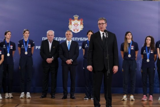 Vučić: Odbojkašice su ponos Srbije