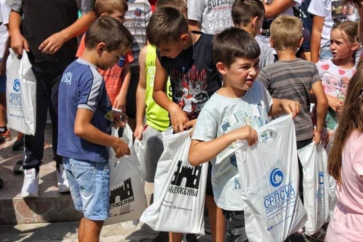 Sveske solidarnosti za djecu na Kosovu i Metohiji