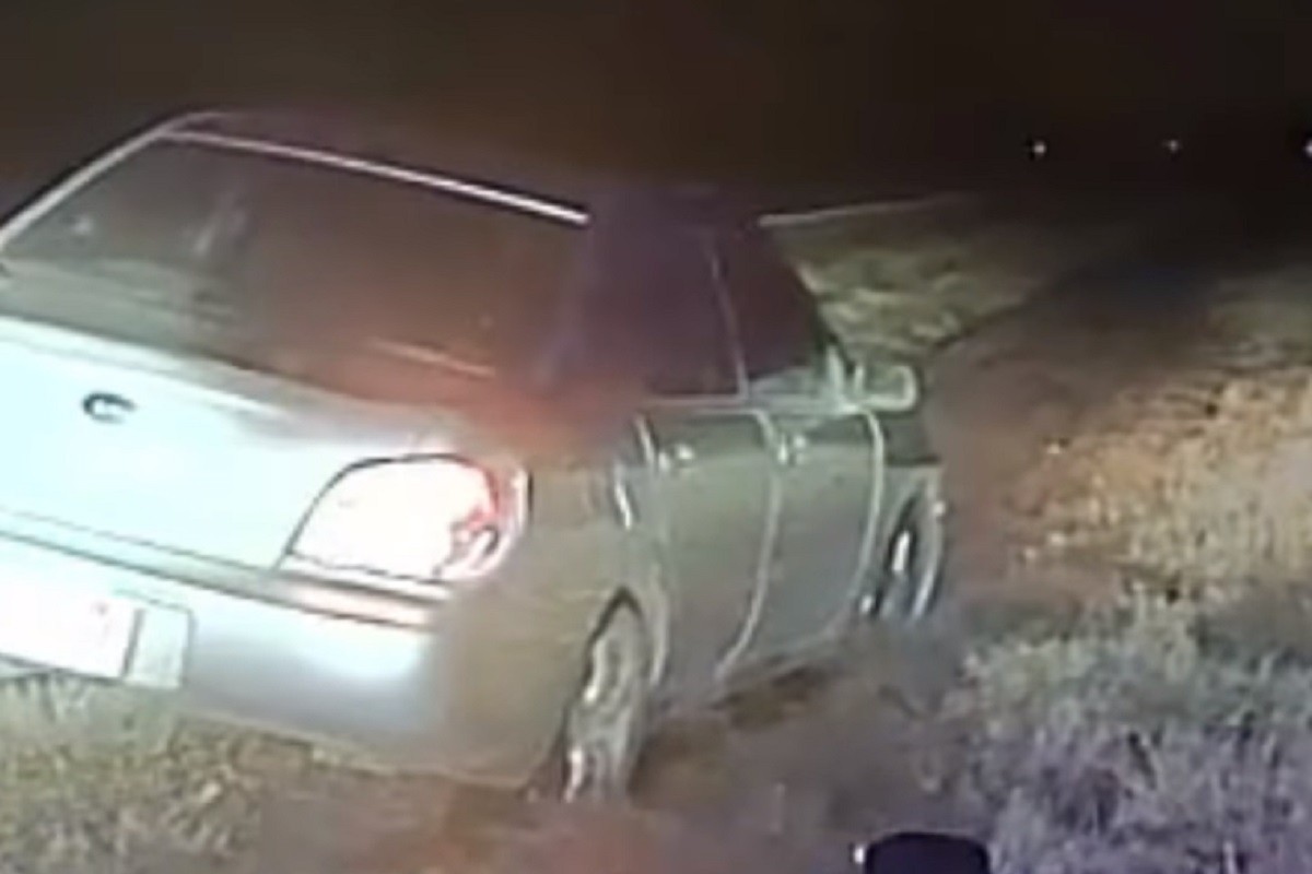 Pijan sam sebe prijavio policiji da vozi pogrešnom stranom ceste (VIDEO)