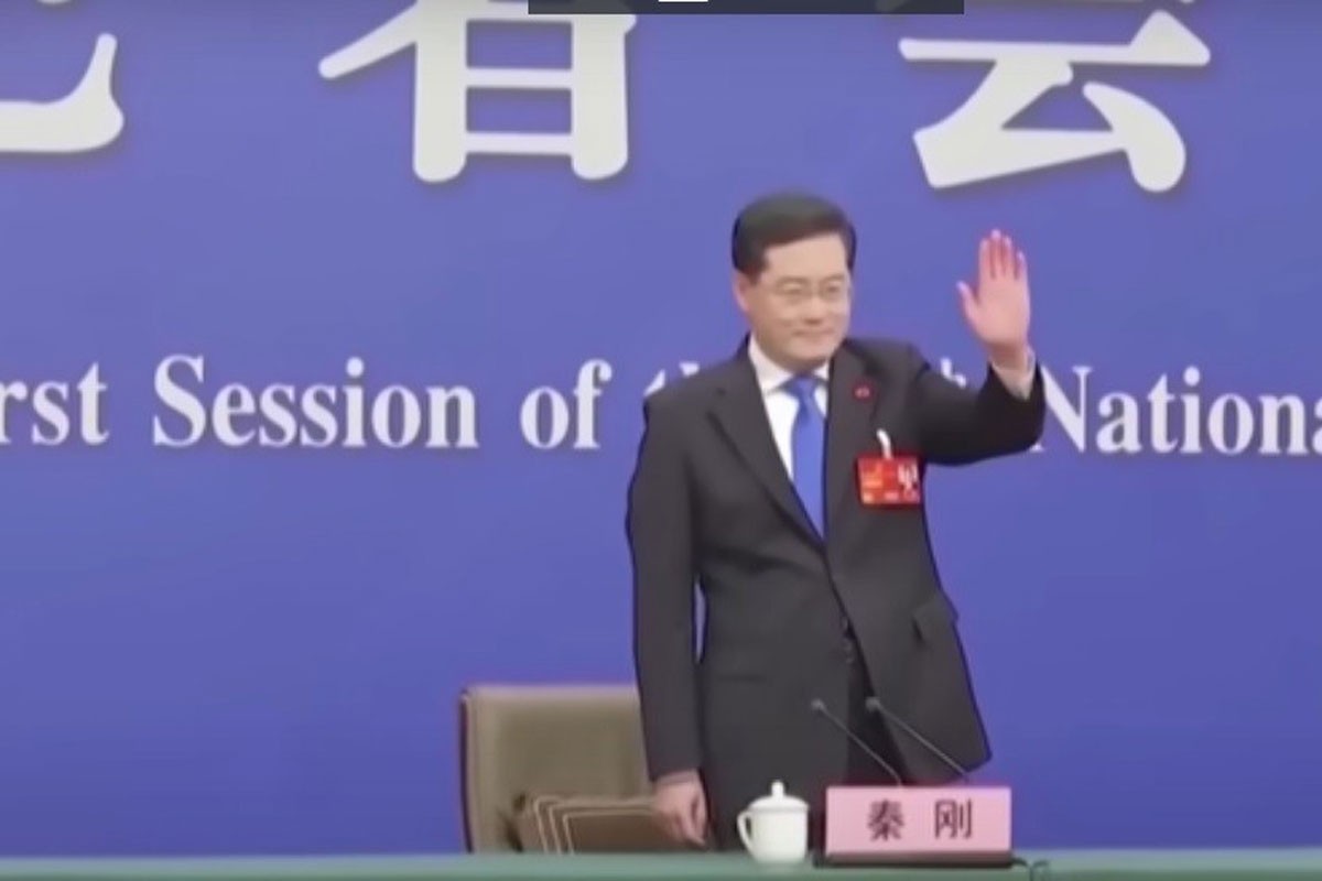 Kineski ministar smijenjen zbog vanbračnog djeteta