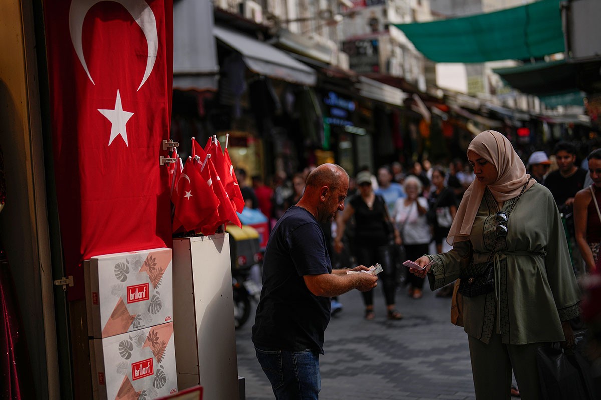 Turska podigla referentnu kamatu na 30 odsto