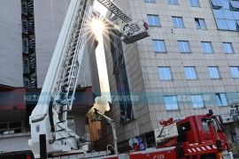 Ugašen požar u "Elektrokrajini" i hotelu "Bosna", šteta velika