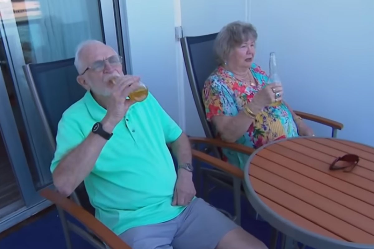Penzioneri krstare 450 dana bez prestanka: Kruzer jeftiniji od staračkog doma (VIDEO)