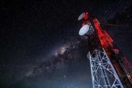 Proizvođači telefona ne žele slanje poruka preko satelita