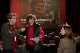 Drašković primio nagradu "Pogled u svet: Vojislav Vučinić"