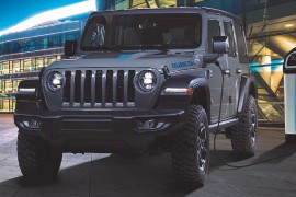 "Stellantis" opoziva više od 44.000 Wranglera 4xe