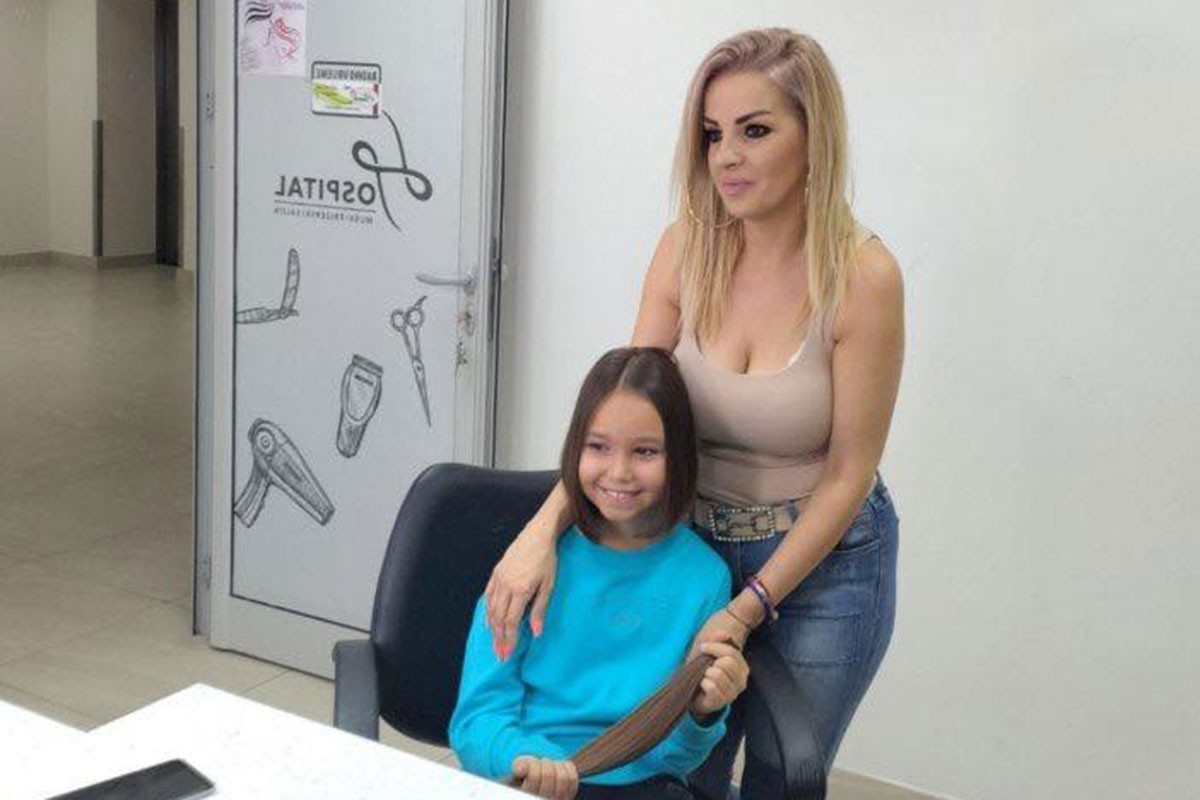 Vješte frizerske ruke stavljaju osmijeh na lica pacijentima UKC-a