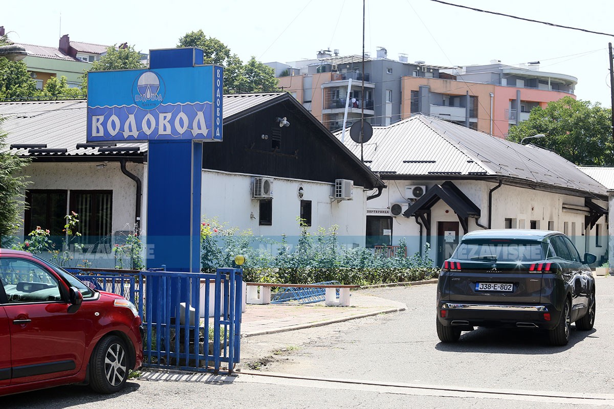 "Vodovod" Banjaluka prodaje dvije montažne barake