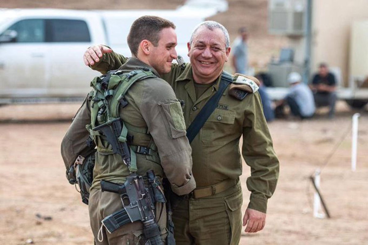 Sin ratnog ministra u Izraelu ubijen u borbama u Gazi (FOTO)