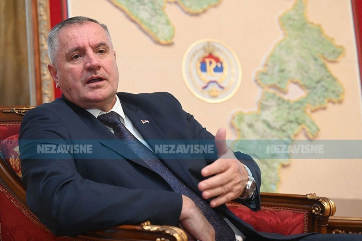 Višković: Suđenje Dodiku pretvoriće se u suđenje Šmitu
