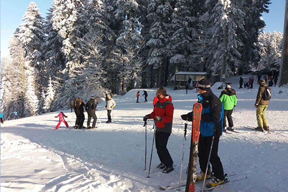 Sutra počinje sezona skijanja na Kozari
