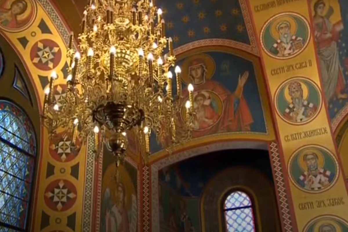 Na saborni hram u Zagrebu vraćena obnovljena kupola