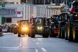 Traktori blokirali Prag