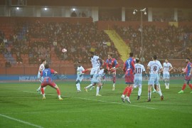 Poluvrijeme Borac-Sarajevo: Tvrda utakmica na Gradskom stadionu (FOTO/VIDEO)