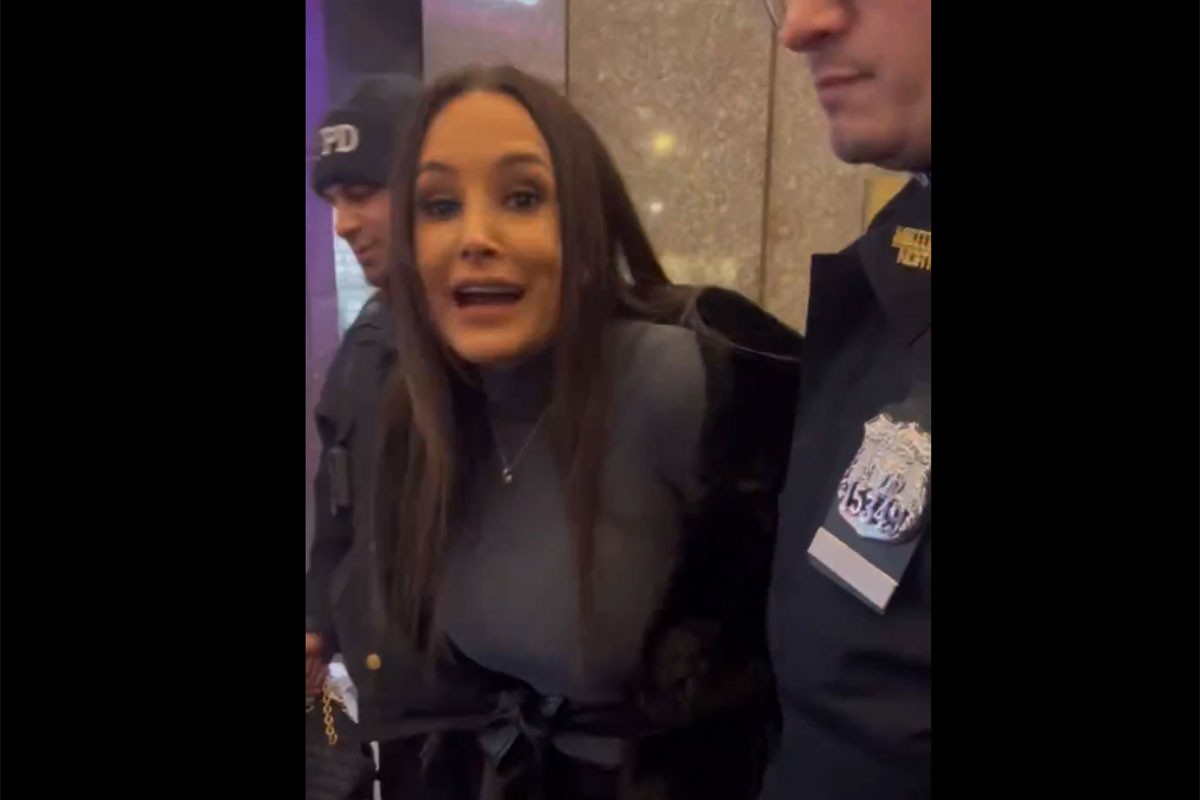 Uhapšena Lisa En (VIDEO)